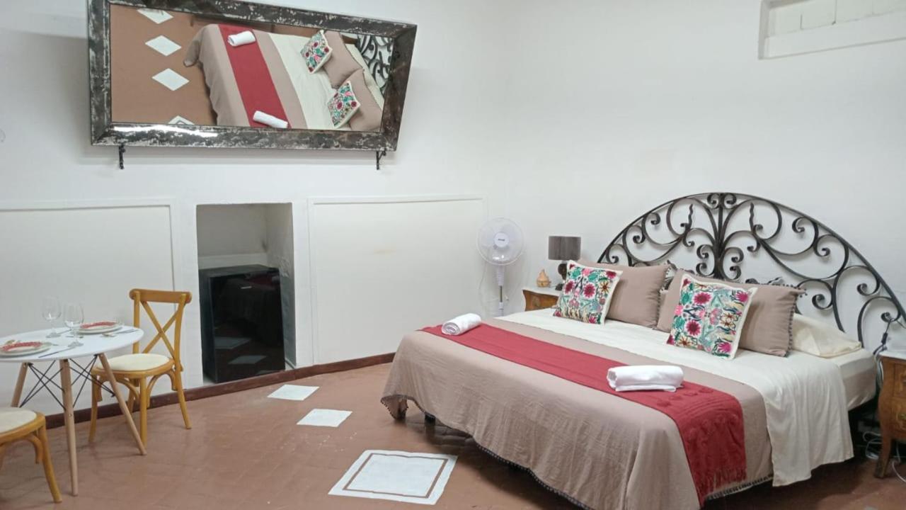 סאן מיגל דה אלנדה Aparthotel Sarita Centro Historico Sma מראה חיצוני תמונה